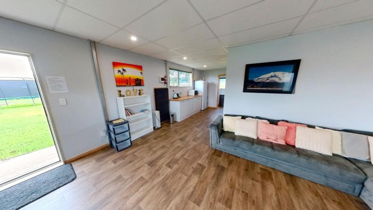 Full Holiday Home To Yourself, Up To 21 Guests Atiamuri Dış mekan fotoğraf