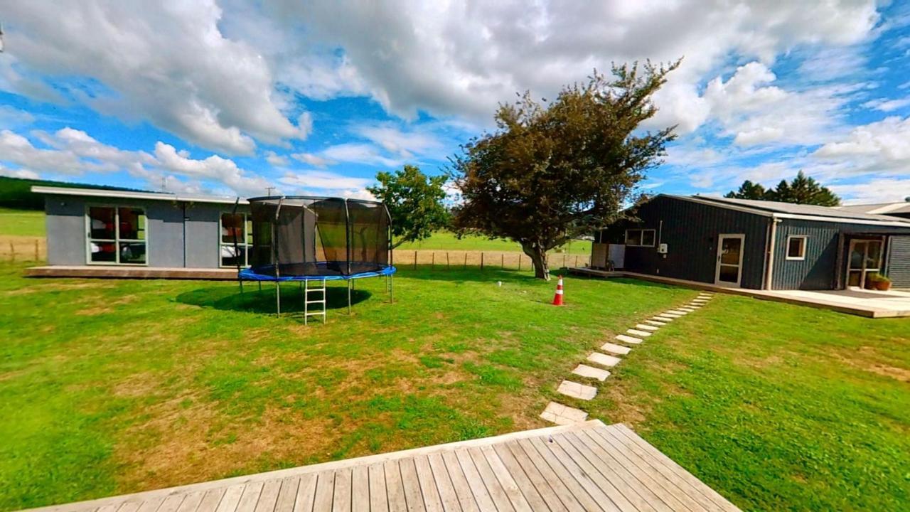 Full Holiday Home To Yourself, Up To 21 Guests Atiamuri Dış mekan fotoğraf